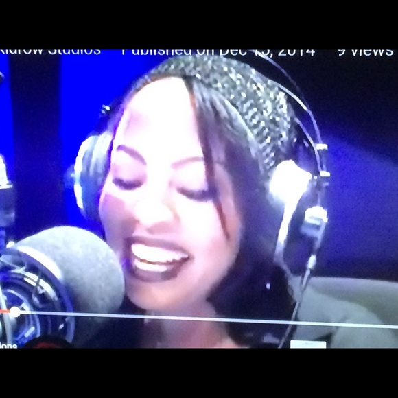 Meet your Posher, Monique - Picture 3 of 8